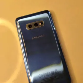 Samsung S10e  6/128