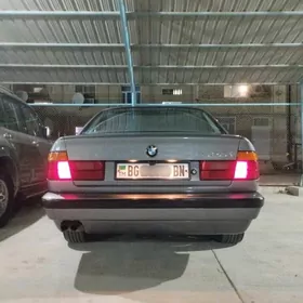 BMW 525 1990