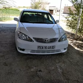Toyota Camry 2005