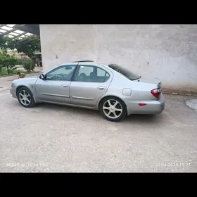 Infiniti I30 2001