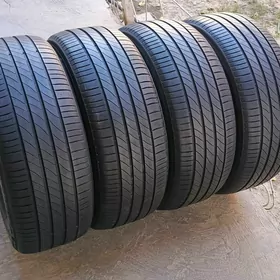 215.55.17. MICHELIN
