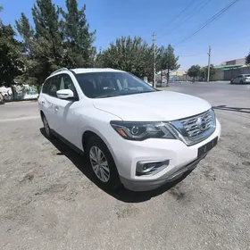 Nissan Pathfinder 2020