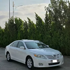 Toyota Camry 2011