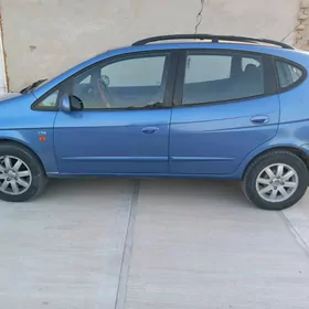 Daewoo Tacuma 2004