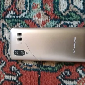 Maxfone V6