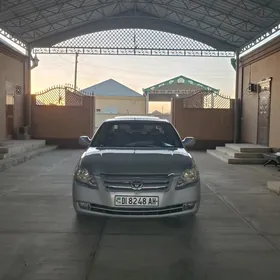 Toyota Avalon 2005