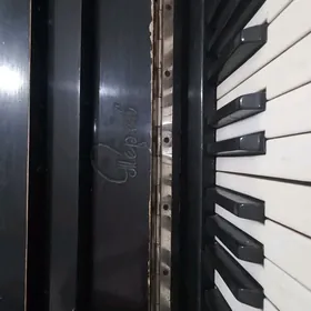 pianino