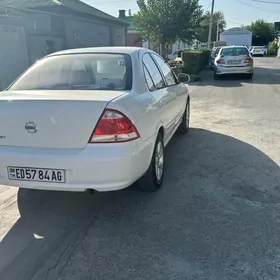 Nissan Sunny 2012
