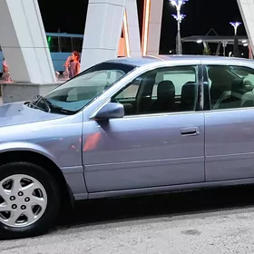 Toyota Camry 2000