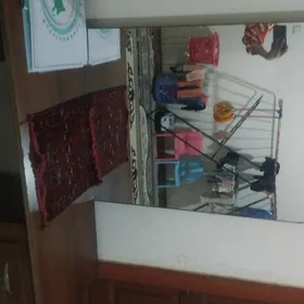 Aynaly şkaf
