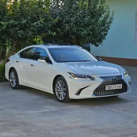 Lexus ES 350 2020