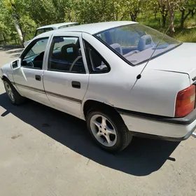 Opel Vectra 1989