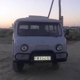 UAZ 2206 2003