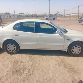 Daewoo Leganza 1998