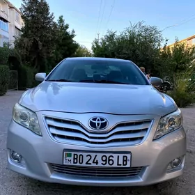 Toyota Camry 2010
