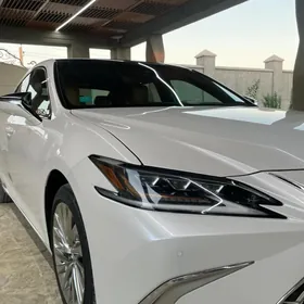 Lexus ES 350 2020