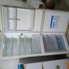 холодильник Samsung