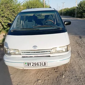 Toyota Previa 1991