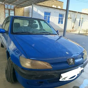 Peugeot 301 2000