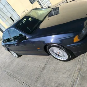 BMW E39 2003