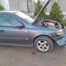 Opel Astra 1999