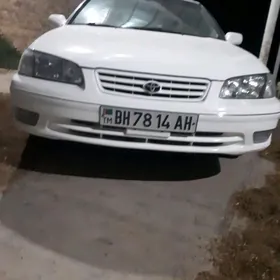 Toyota Camry 1998