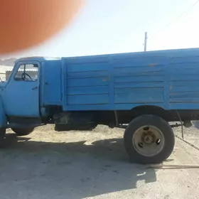 Gaz 52 1988