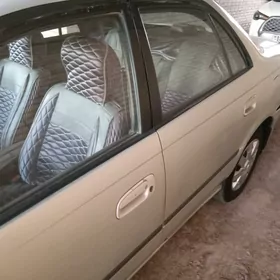 Toyota Carina 1993