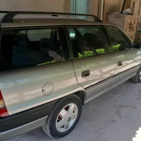 Opel Astra 1995