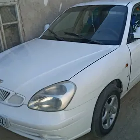 Daewoo Nubira 2001