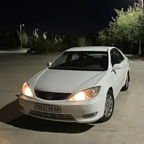 Toyota Camry 2004