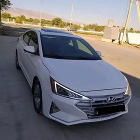 Hyundai Elantra 2020