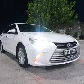 Toyota Camry 2016