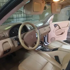 Mercedes-Benz ML350 2002