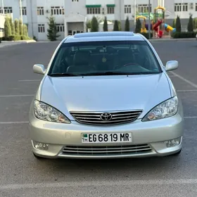 Toyota Camry 2004