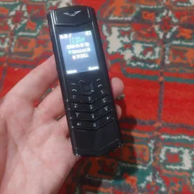 VERTU V10