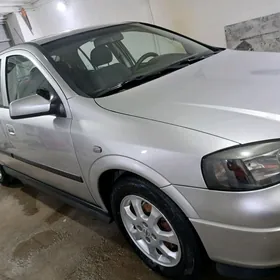 Opel Astra 2003