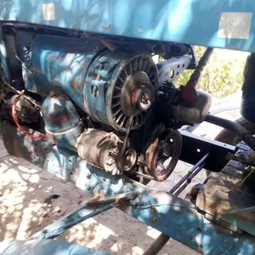 MTZ T-28 1980