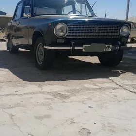 Lada 2104 1983