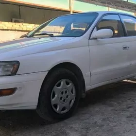 Toyota Corona 1992