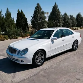 Mercedes-Benz E320 2004