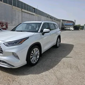 Toyota Highlander 2020