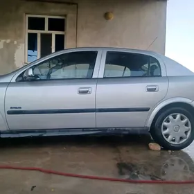 Opel Astra 2002