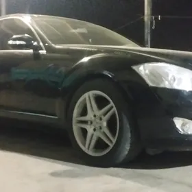 Mercedes-Benz S-Class 2008