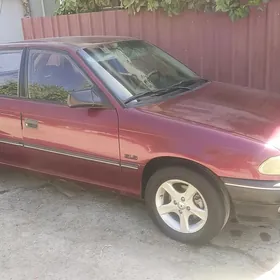 Opel Astra 1992