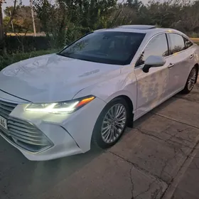 Toyota Avalon 2020