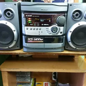 PIONEER