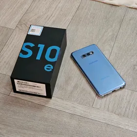 Samsung S10e. 8/128. wetnam