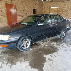 Toyota Corona 1995
