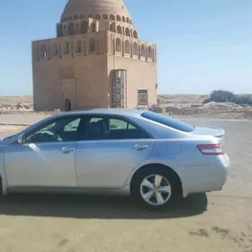 Toyota Camry 2011